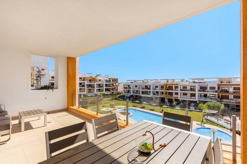 Återförsäljning - Apartment -
Orihuela Costa - Villamartín