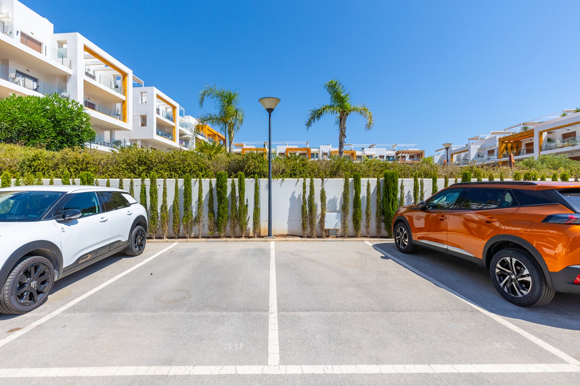Återförsäljning - Apartment -
Orihuela Costa - Villamartín