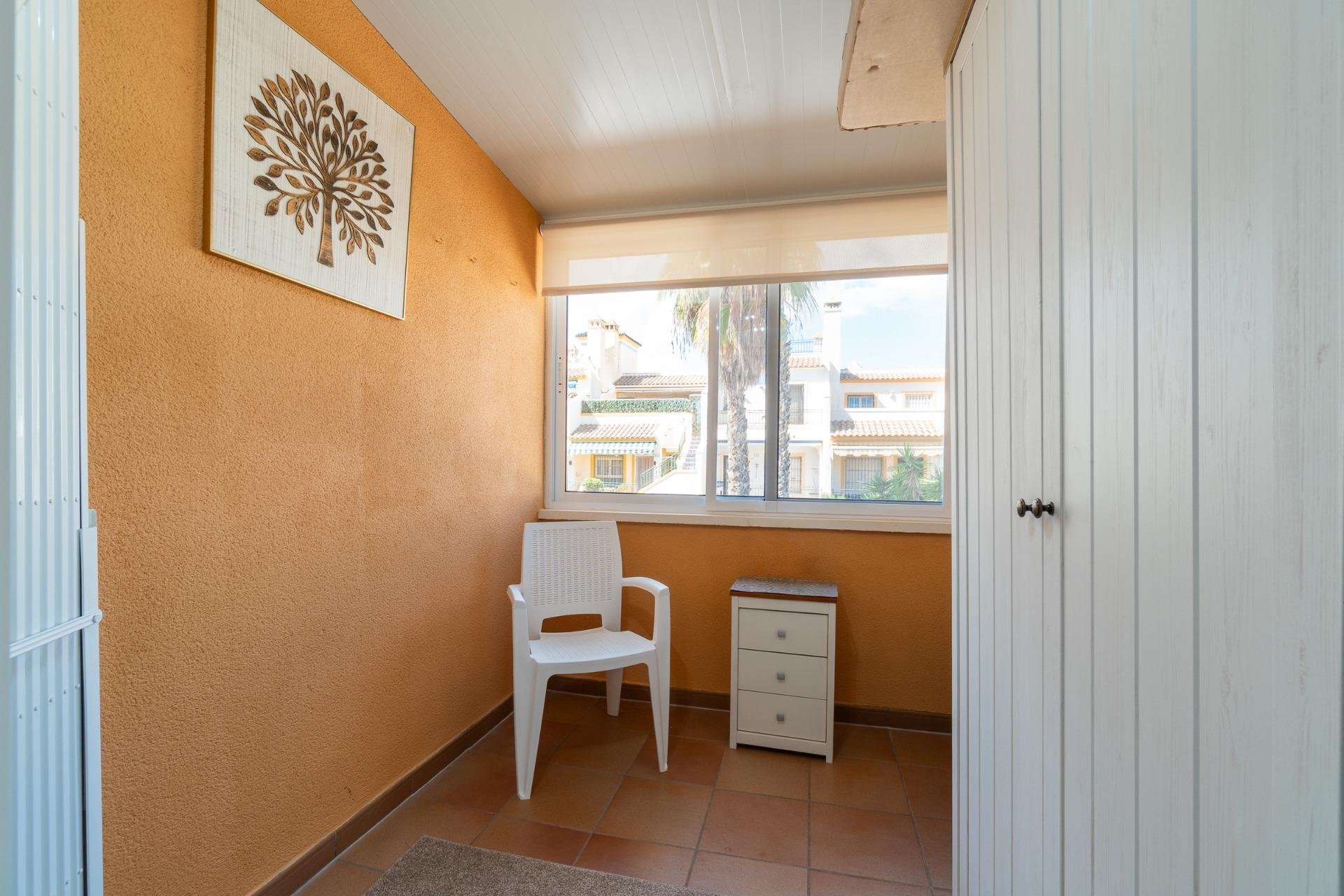 Återförsäljning - Apartment -
Orihuela Costa - Villamartin