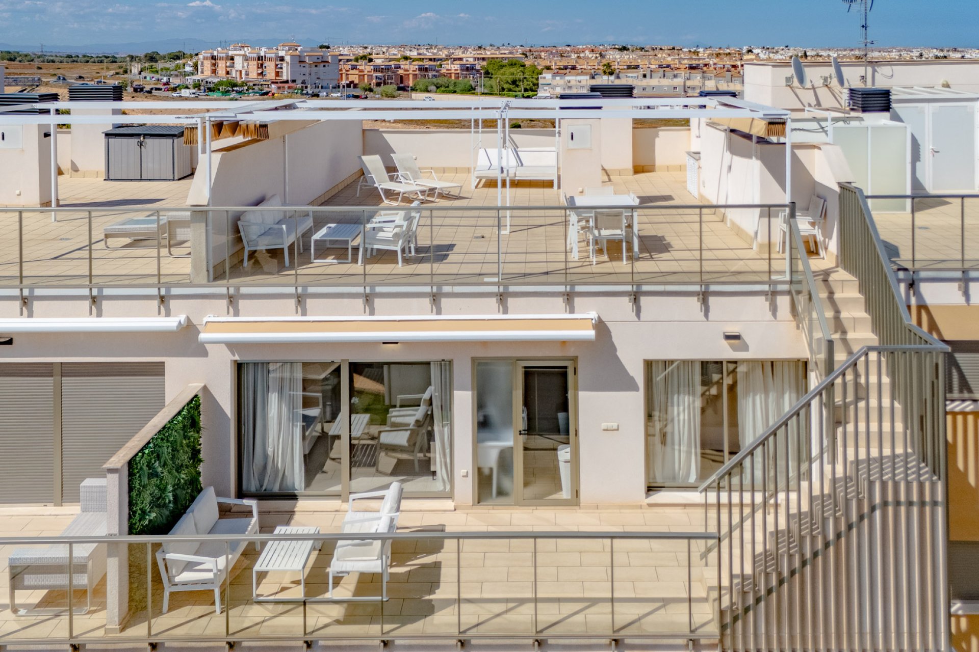 Återförsäljning - Apartment -
Orihuela Costa - Villamartin