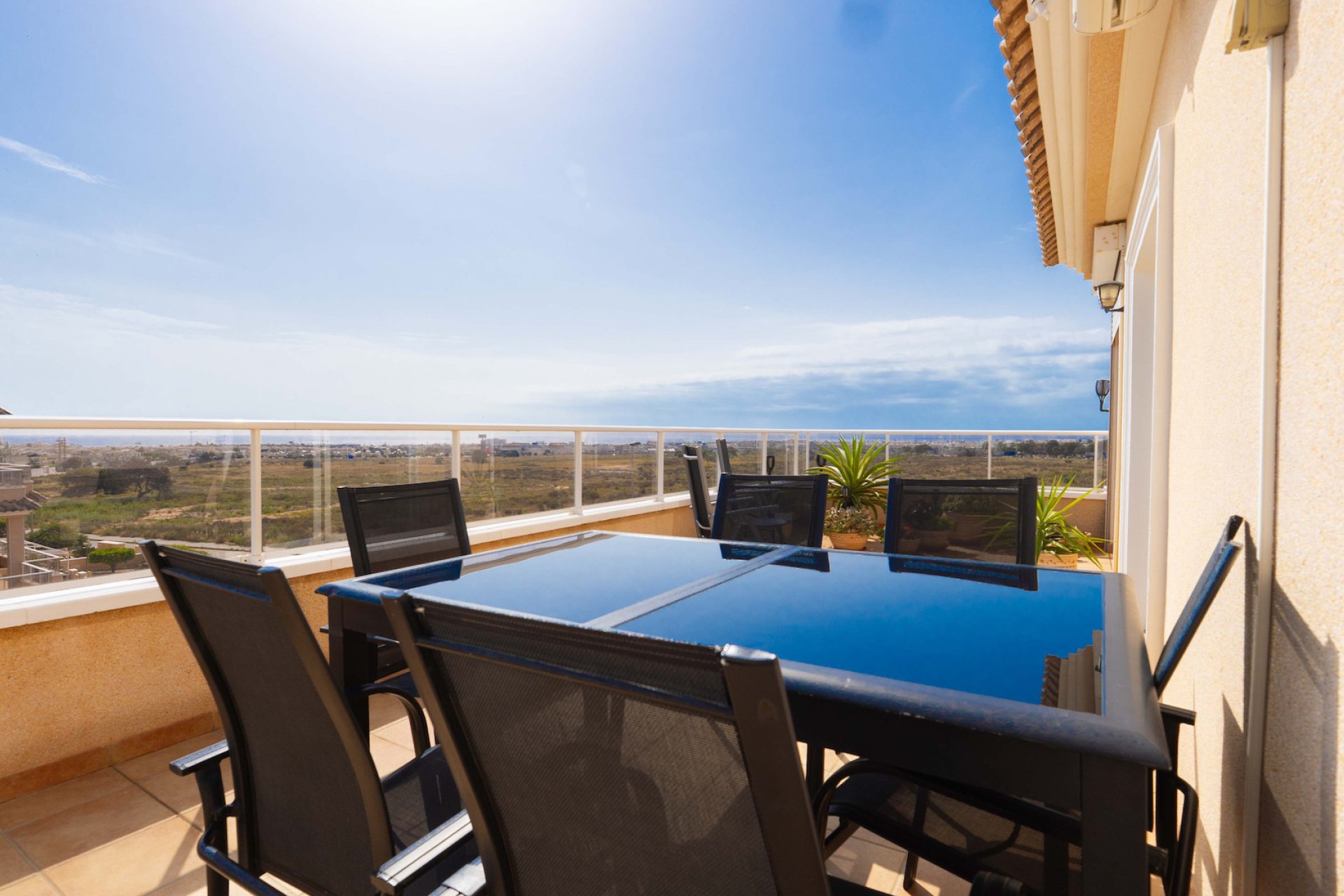 Återförsäljning - Apartment -
Orihuela Costa - Villamartín