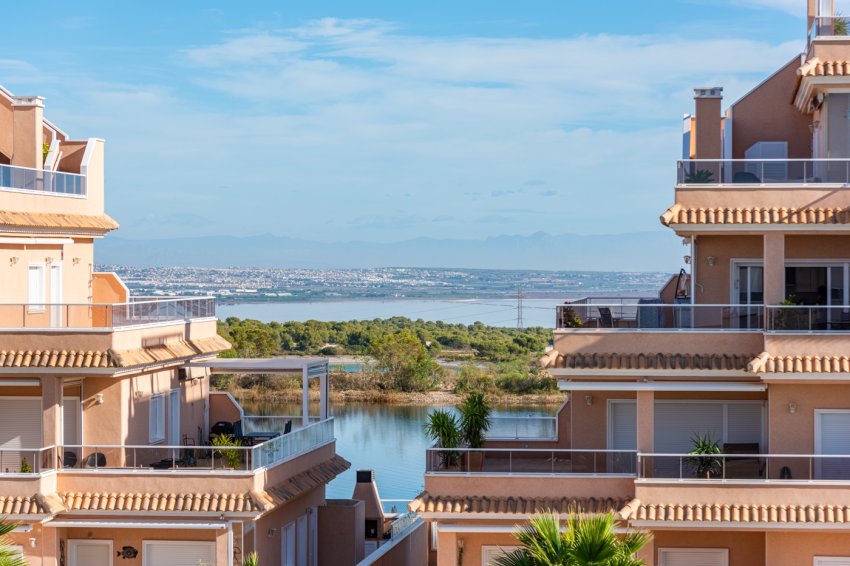 Återförsäljning - Apartment -
Orihuela Costa - Villamartín