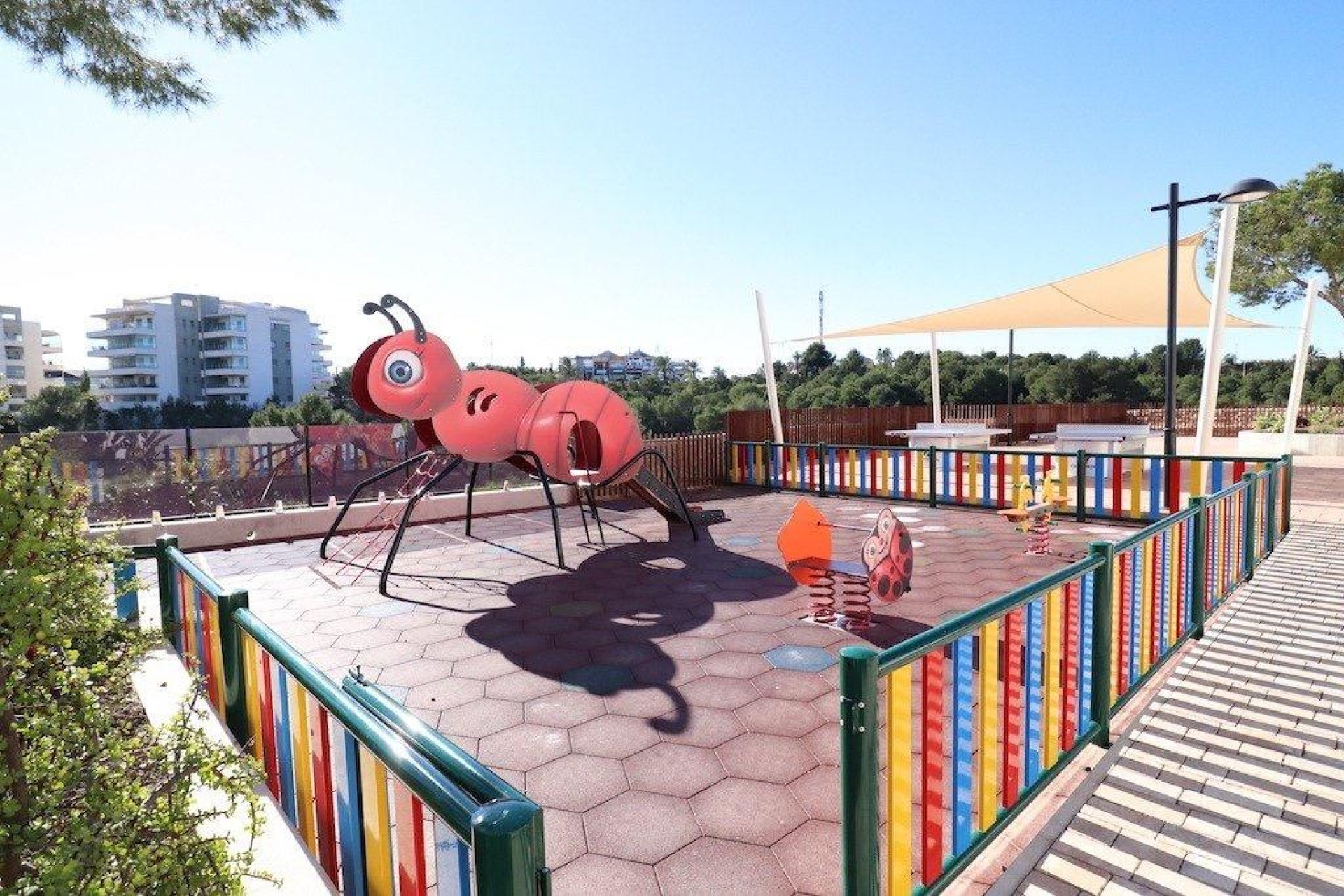 Återförsäljning - Apartment -
Orihuela Costa - Villamartín