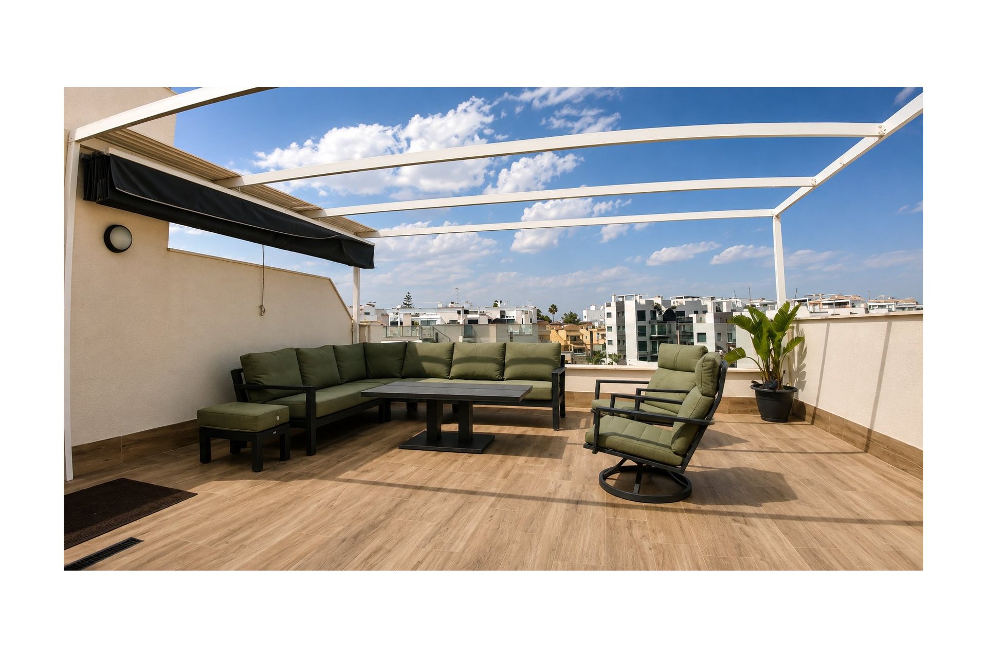 Återförsäljning - Apartment -
Orihuela Costa - Villamartin