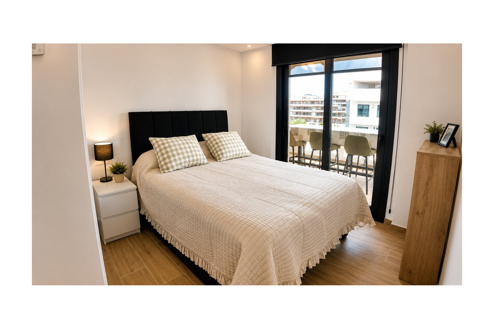 Återförsäljning - Apartment -
Orihuela Costa - Villamartin