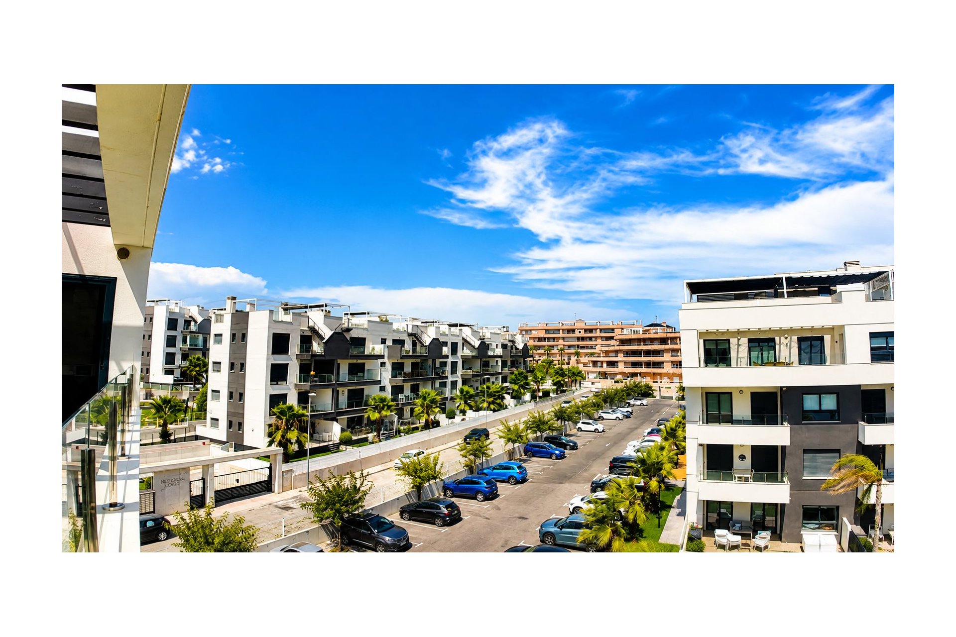 Återförsäljning - Apartment -
Orihuela Costa - Villamartin