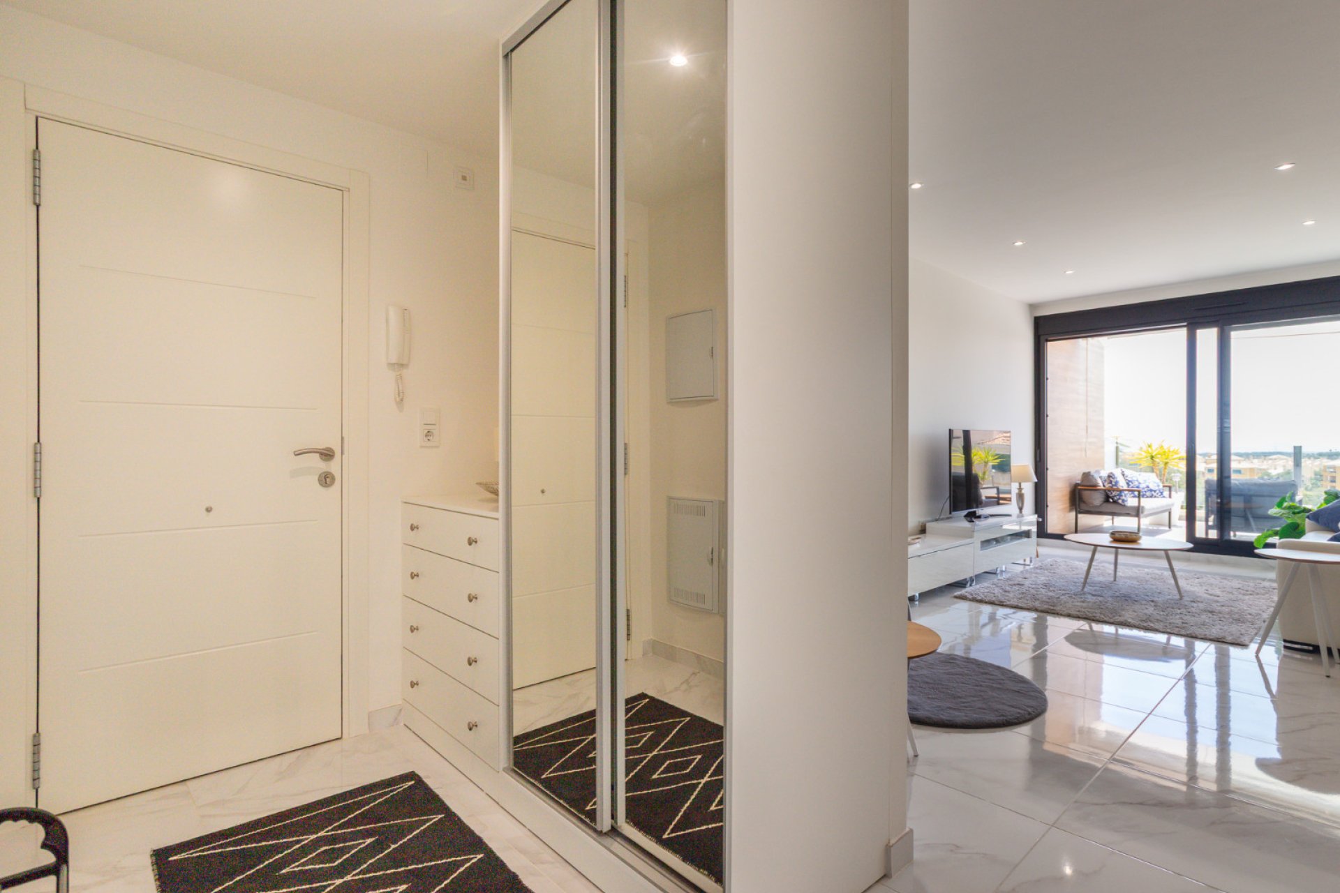 Återförsäljning - Apartment -
Orihuela Costa - Villamartín