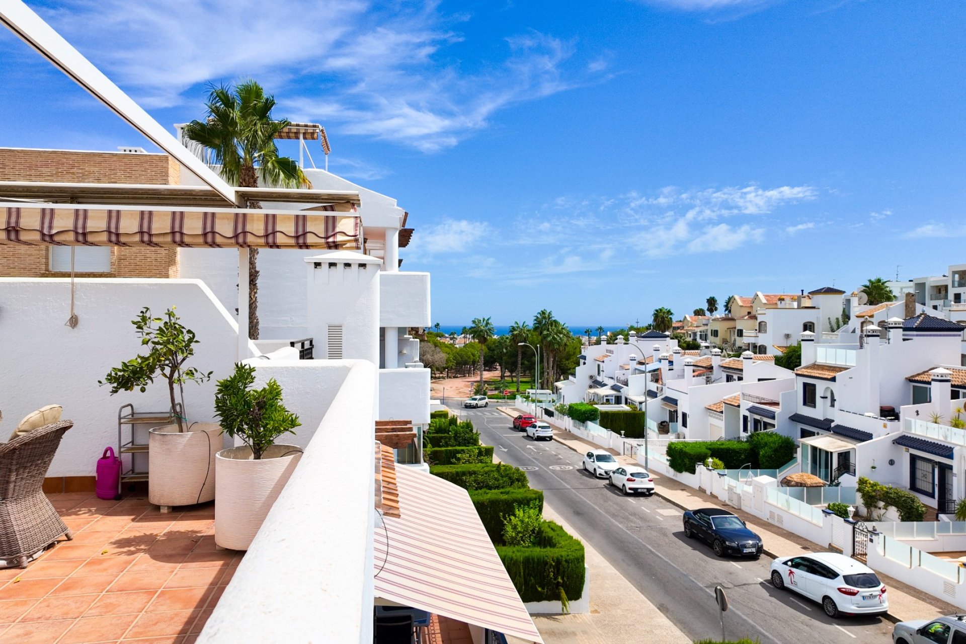 Återförsäljning - Apartment -
Orihuela Costa - Villamartín