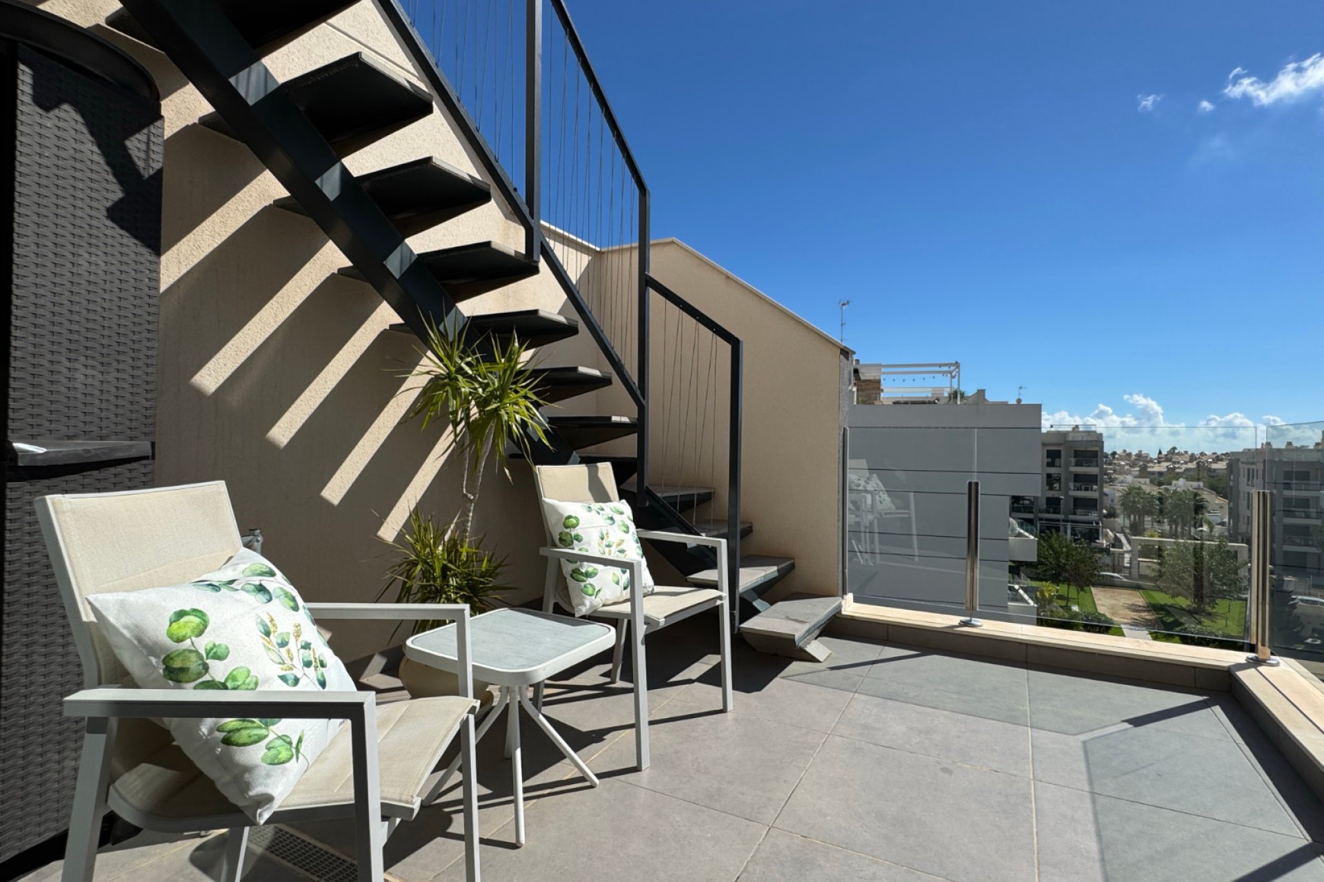 Återförsäljning - Apartment -
Orihuela Costa - Villamartín