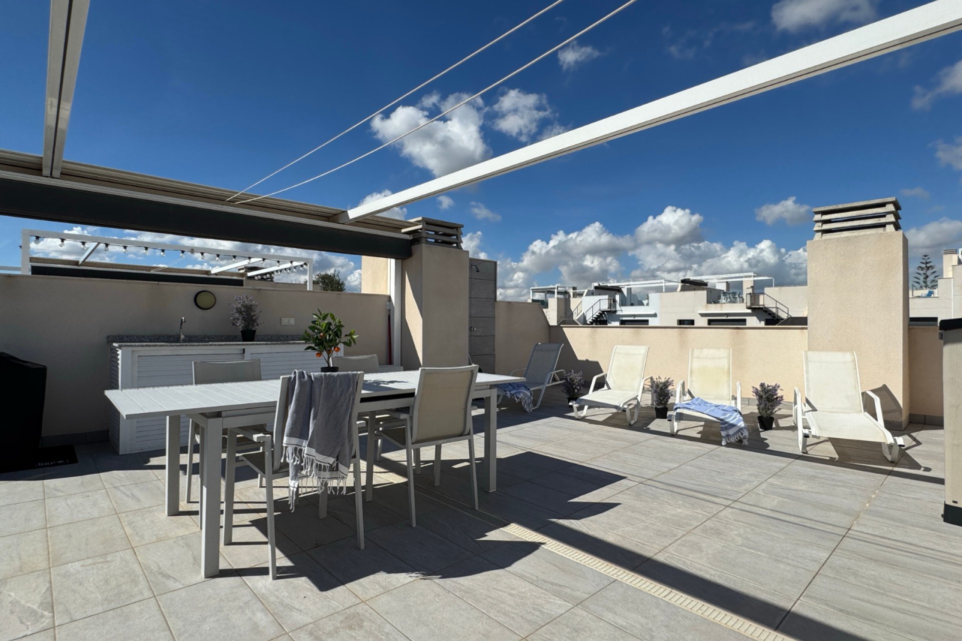Återförsäljning - Apartment -
Orihuela Costa - Villamartín