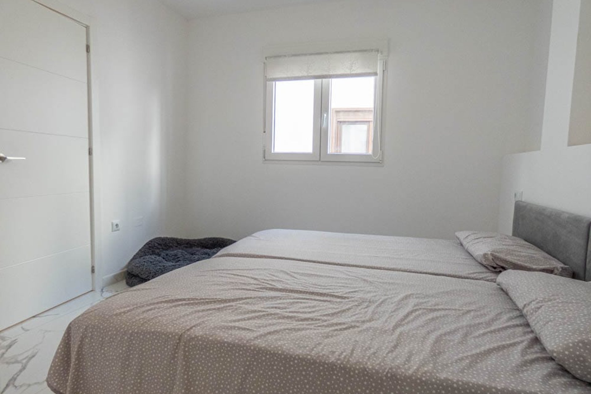 Återförsäljning - Apartment -
Orihuela Costa - Villamartin