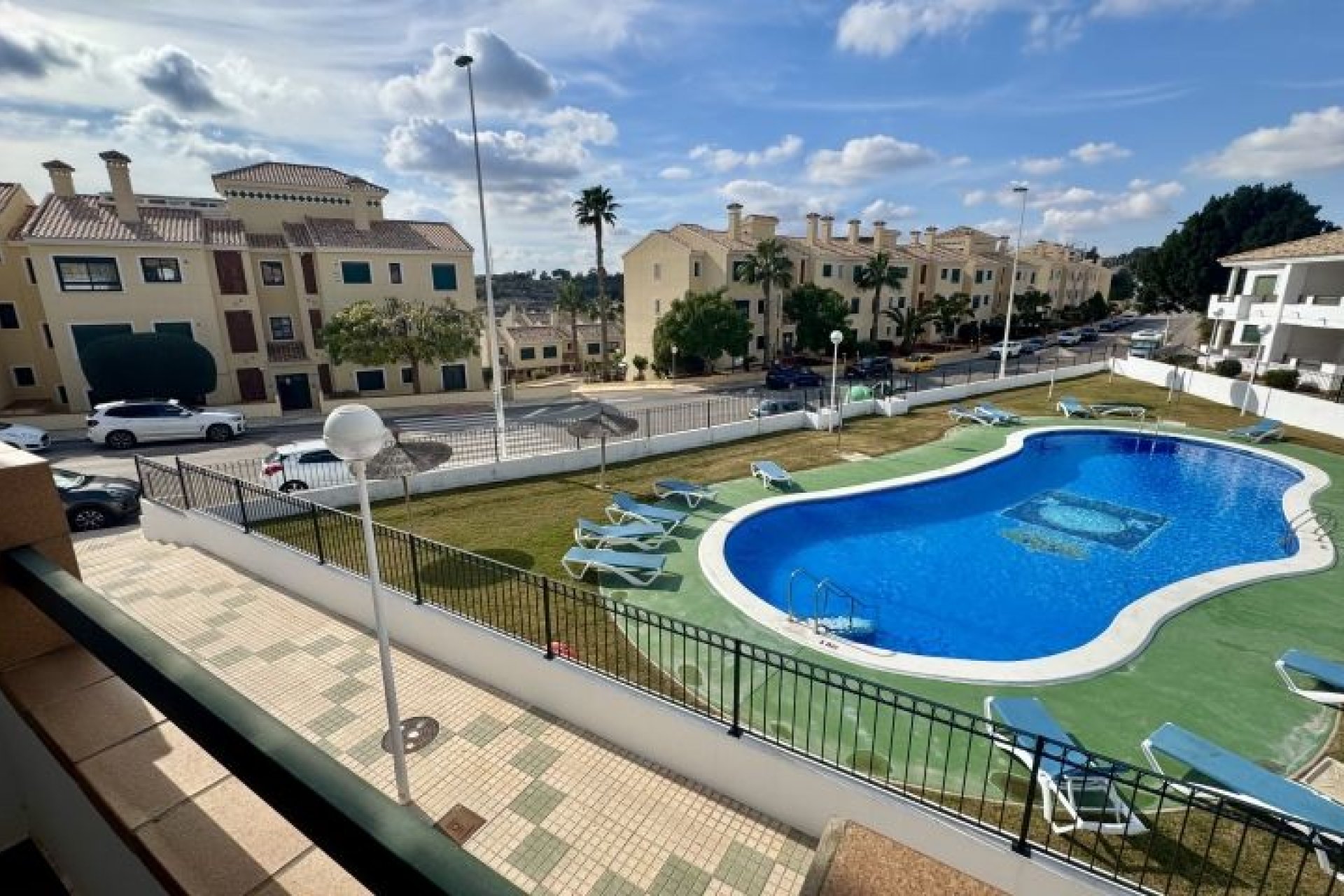 Återförsäljning - Apartment -
Orihuela Costa