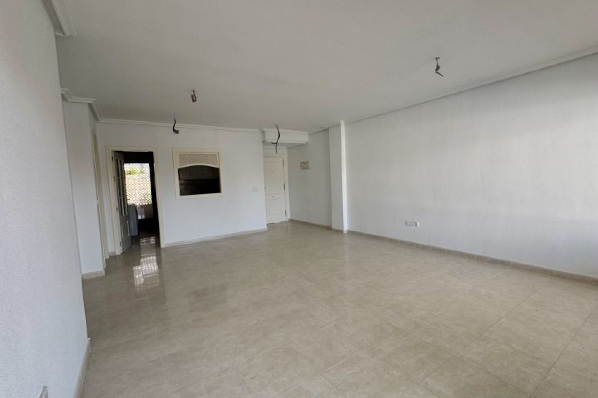 Återförsäljning - Apartment -
Orihuela Costa