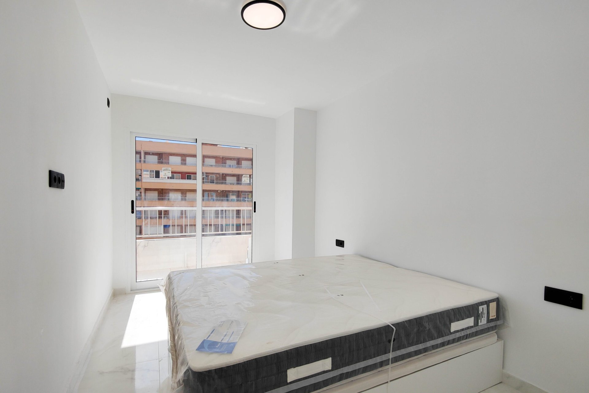 Återförsäljning - Apartment -
Orihuela Costa
