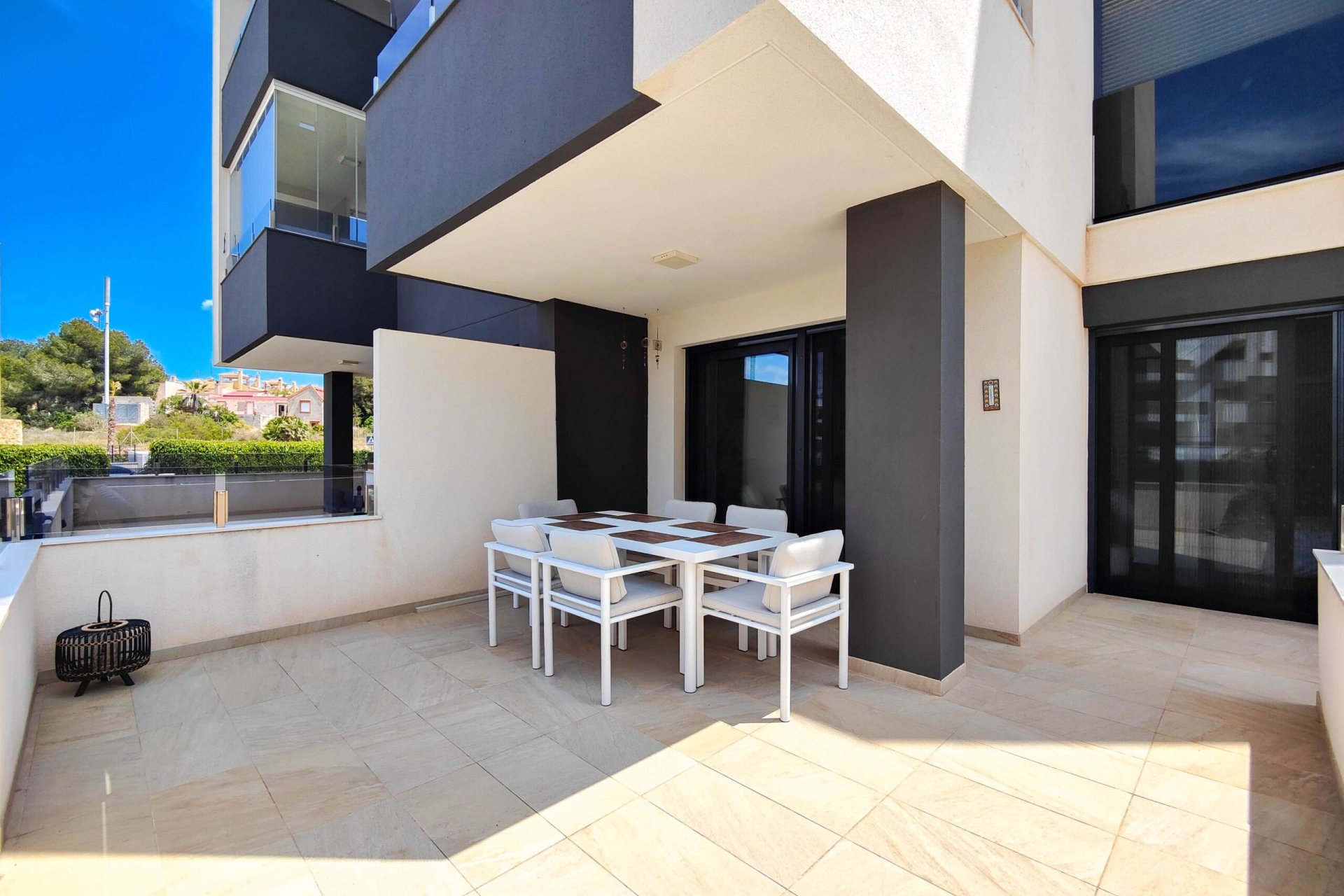 Återförsäljning - Apartment -
Orihuela Costa