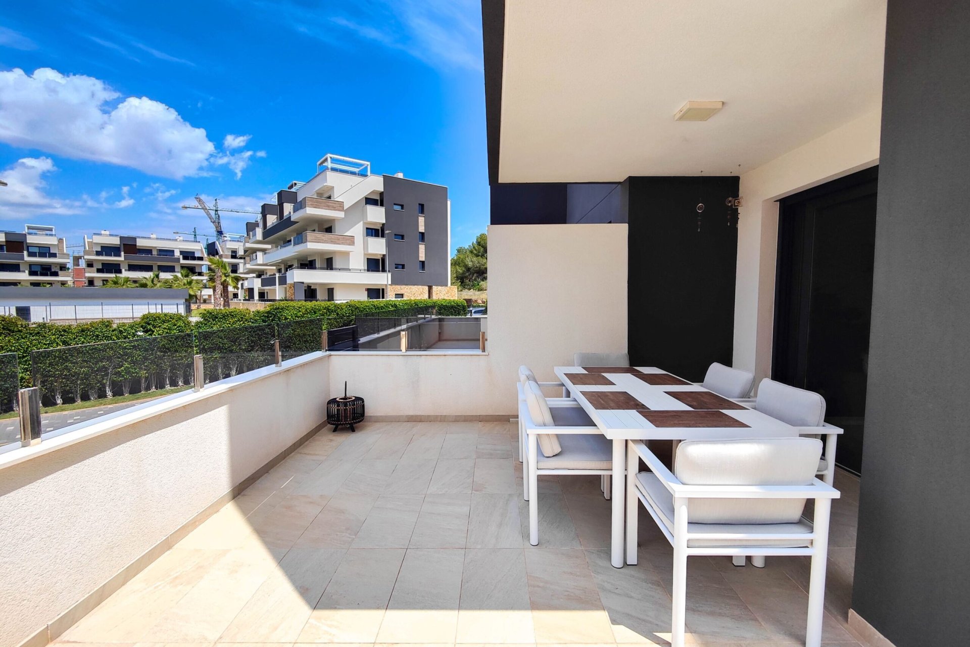 Återförsäljning - Apartment -
Orihuela Costa