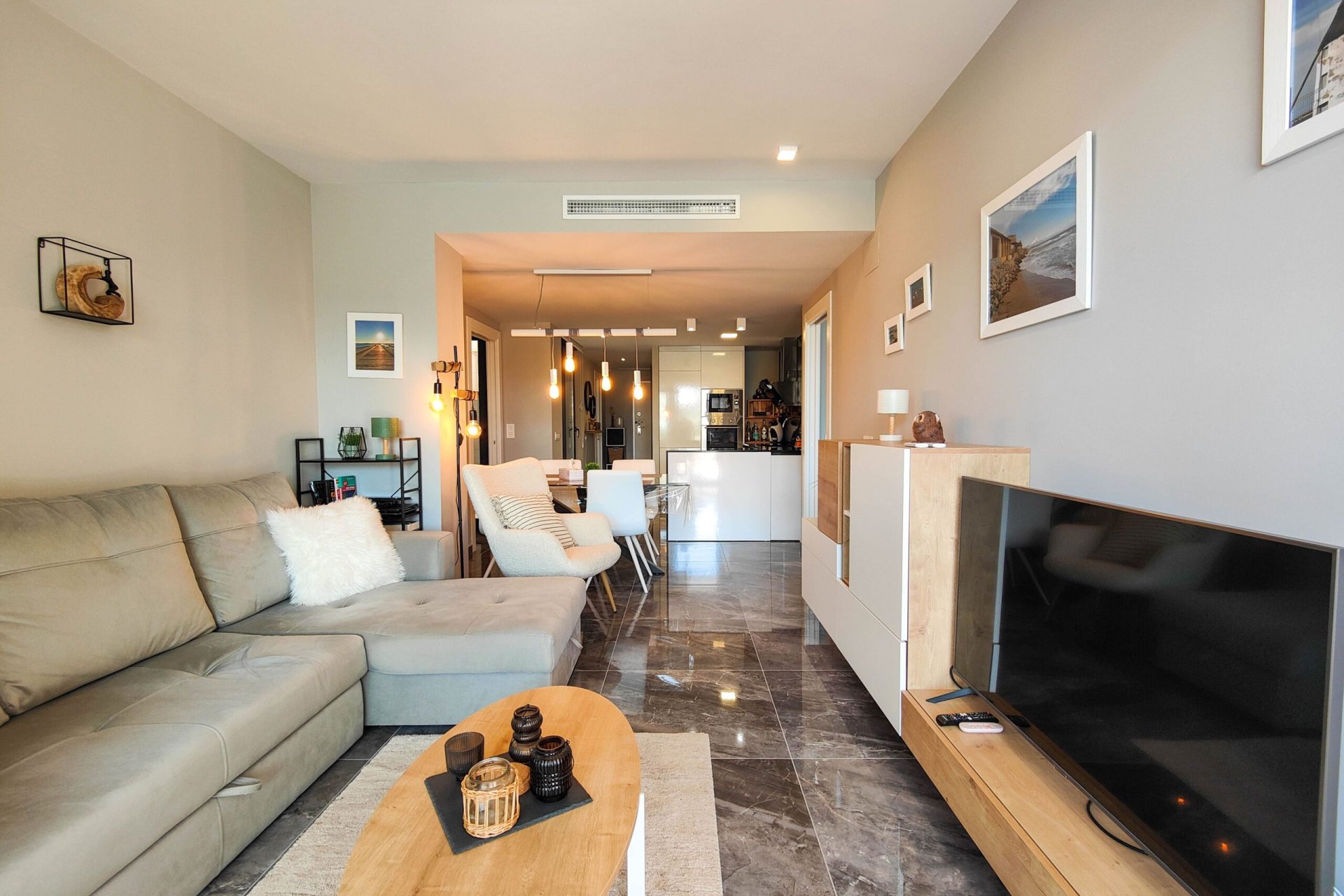 Återförsäljning - Apartment -
Orihuela Costa