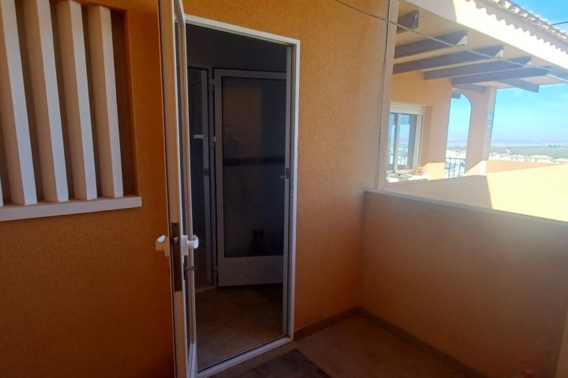 Återförsäljning - Apartment -
Orihuela Costa