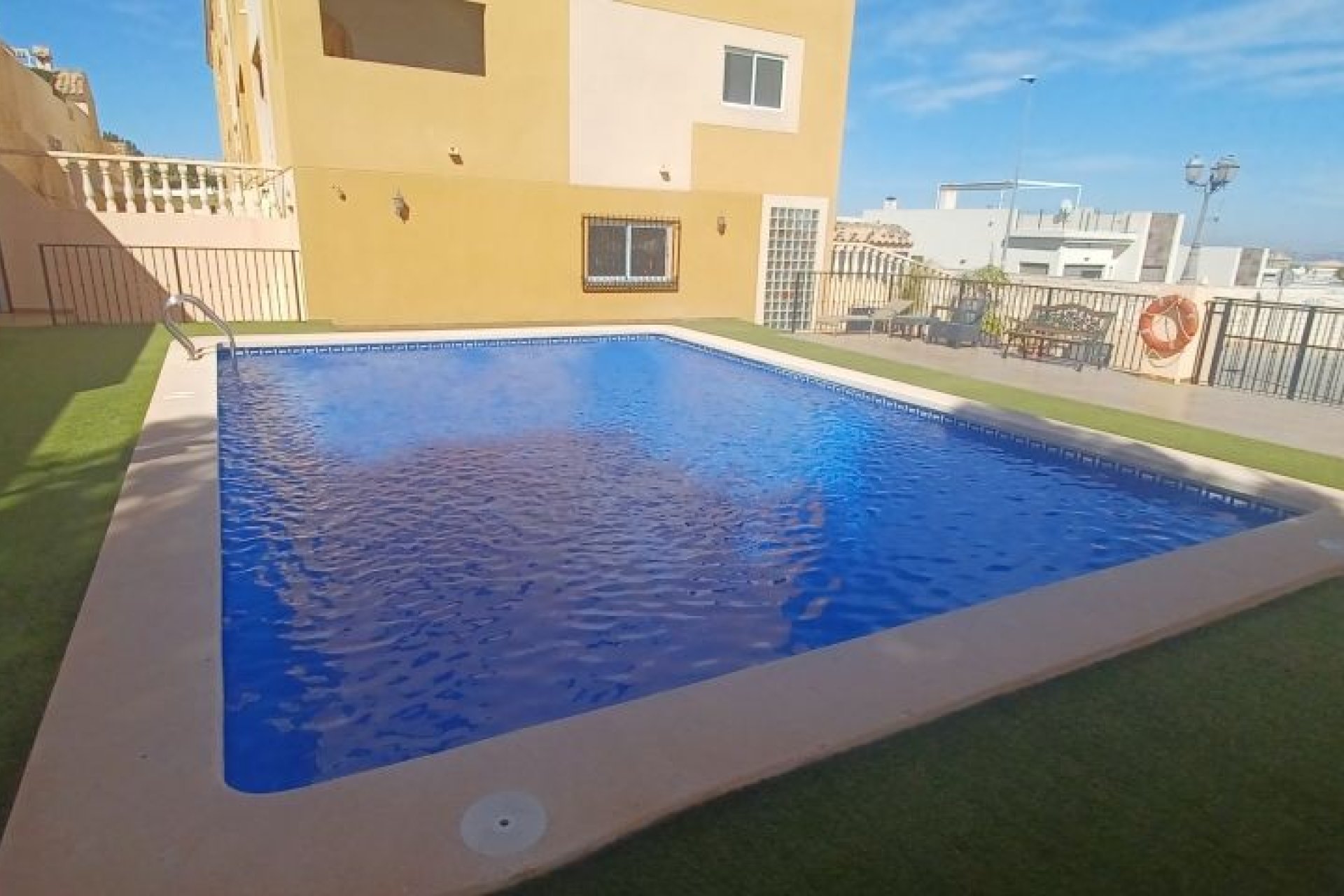 Återförsäljning - Apartment -
Orihuela Costa