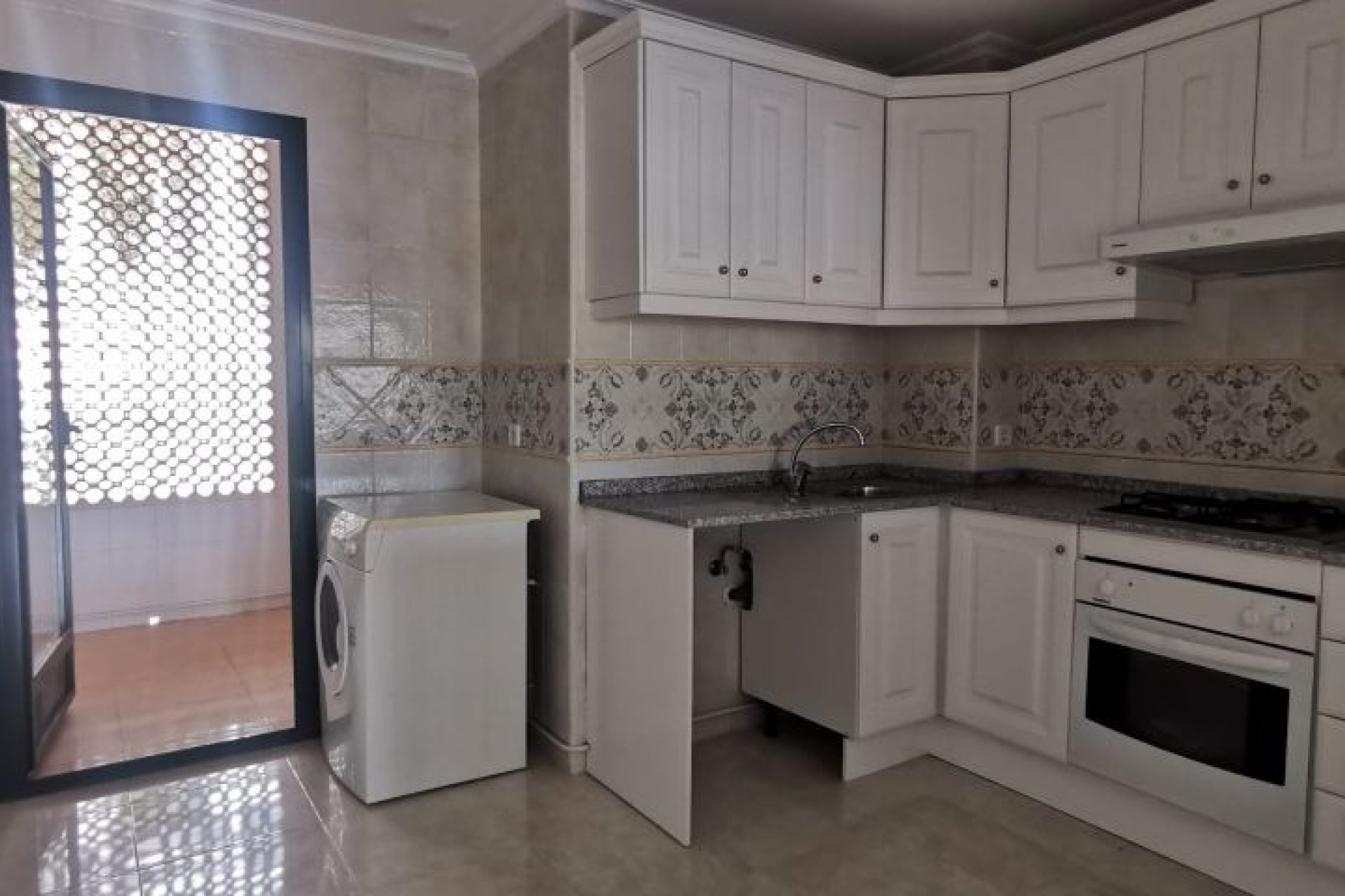 Återförsäljning - Apartment -
Orihuela Costa