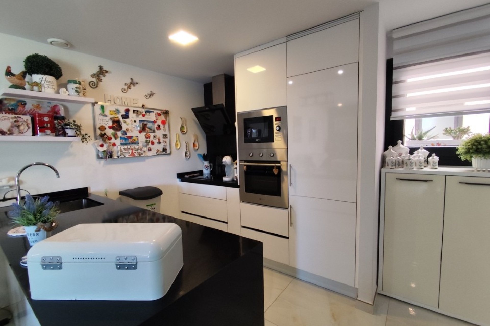 Återförsäljning - Apartment -
Orihuela Costa