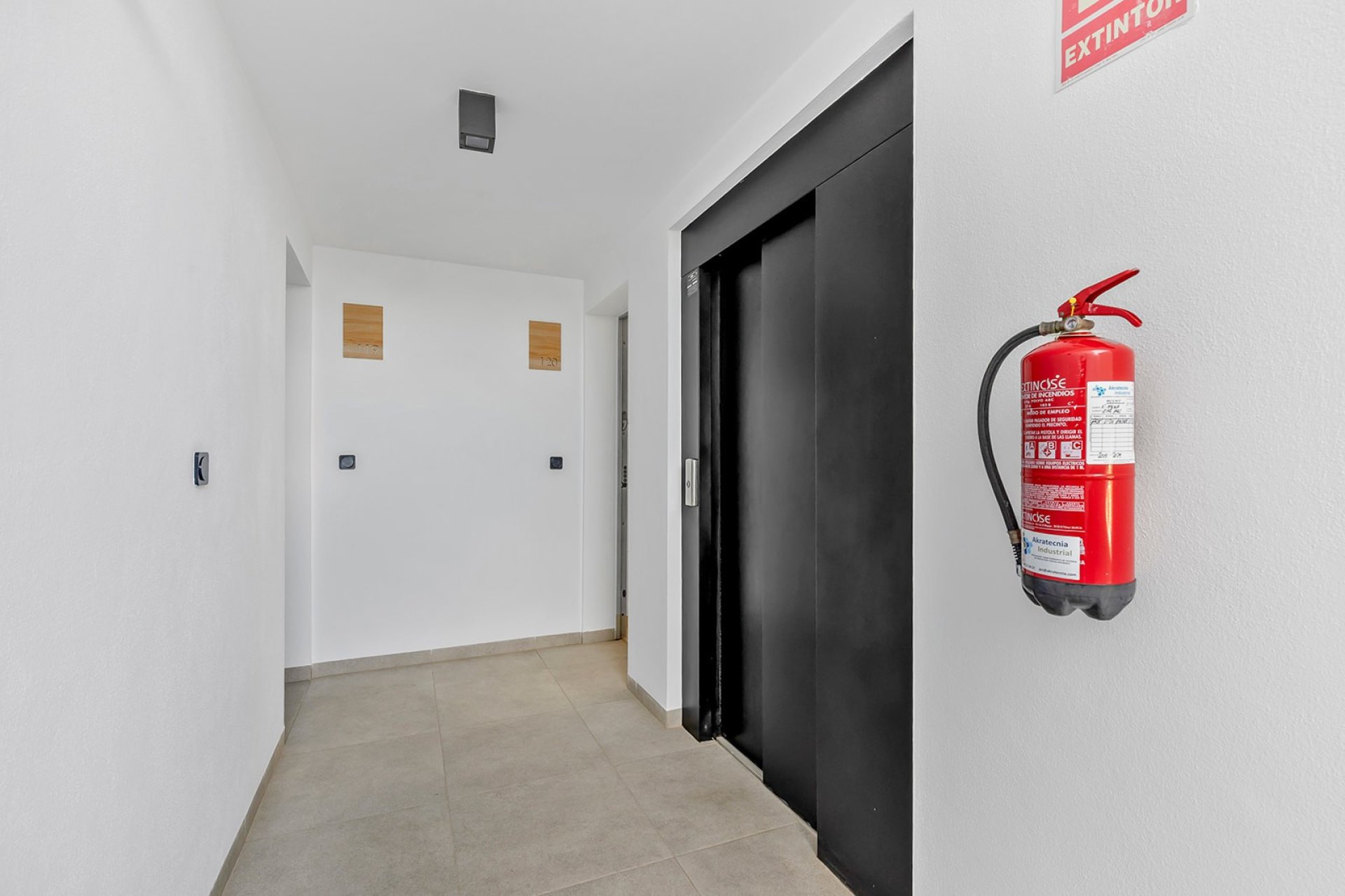 Återförsäljning - Apartment -
Orihuela Costa