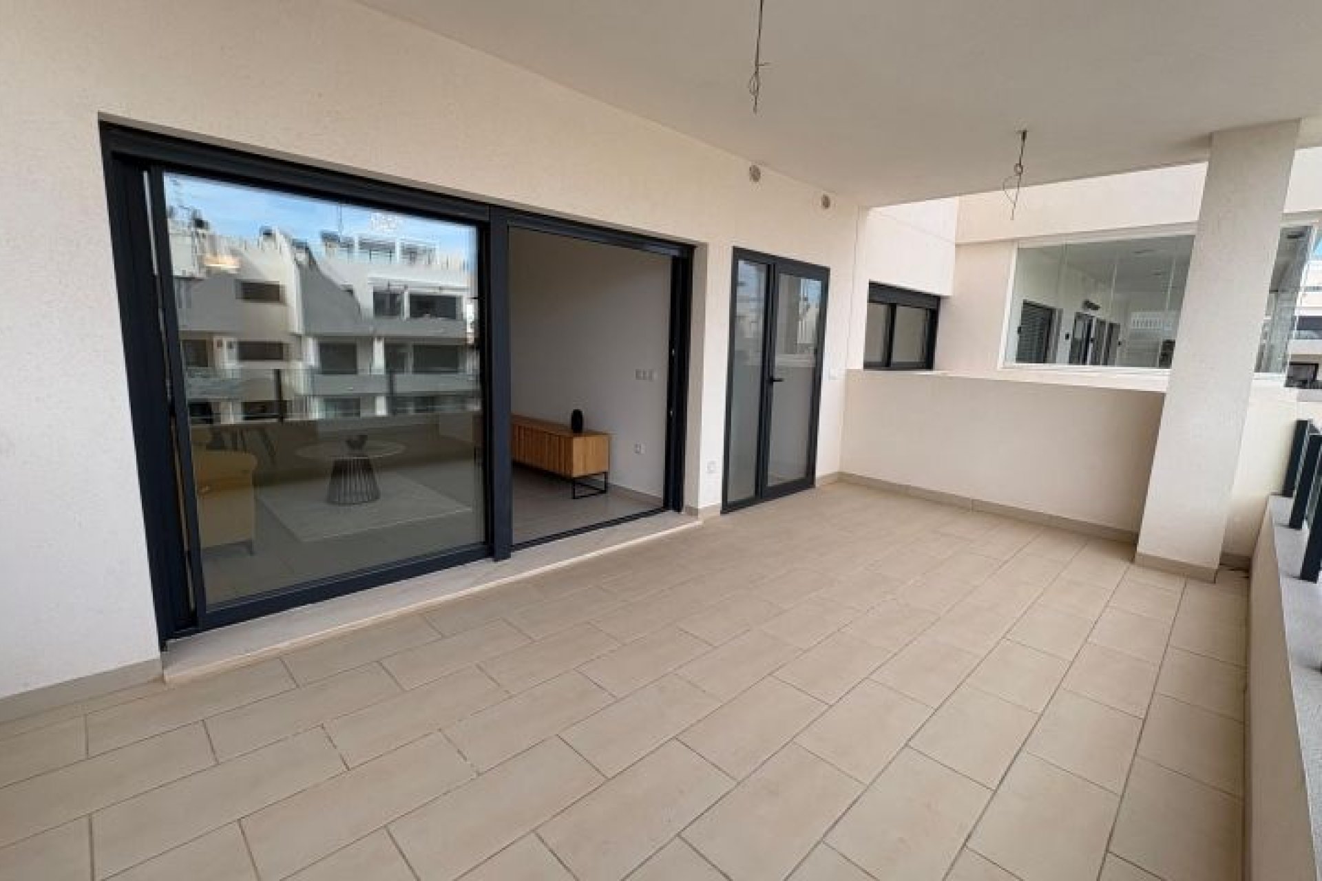 Återförsäljning - Apartment -
Orihuela Costa