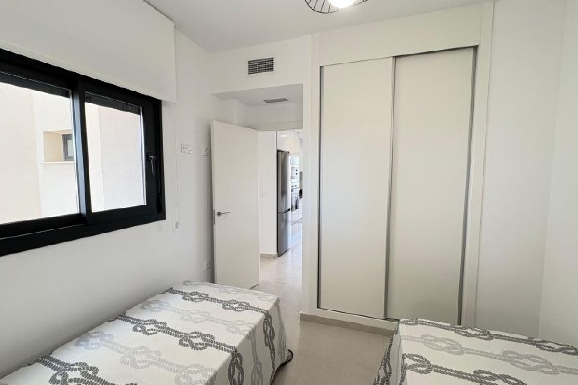 Återförsäljning - Apartment -
Orihuela Costa