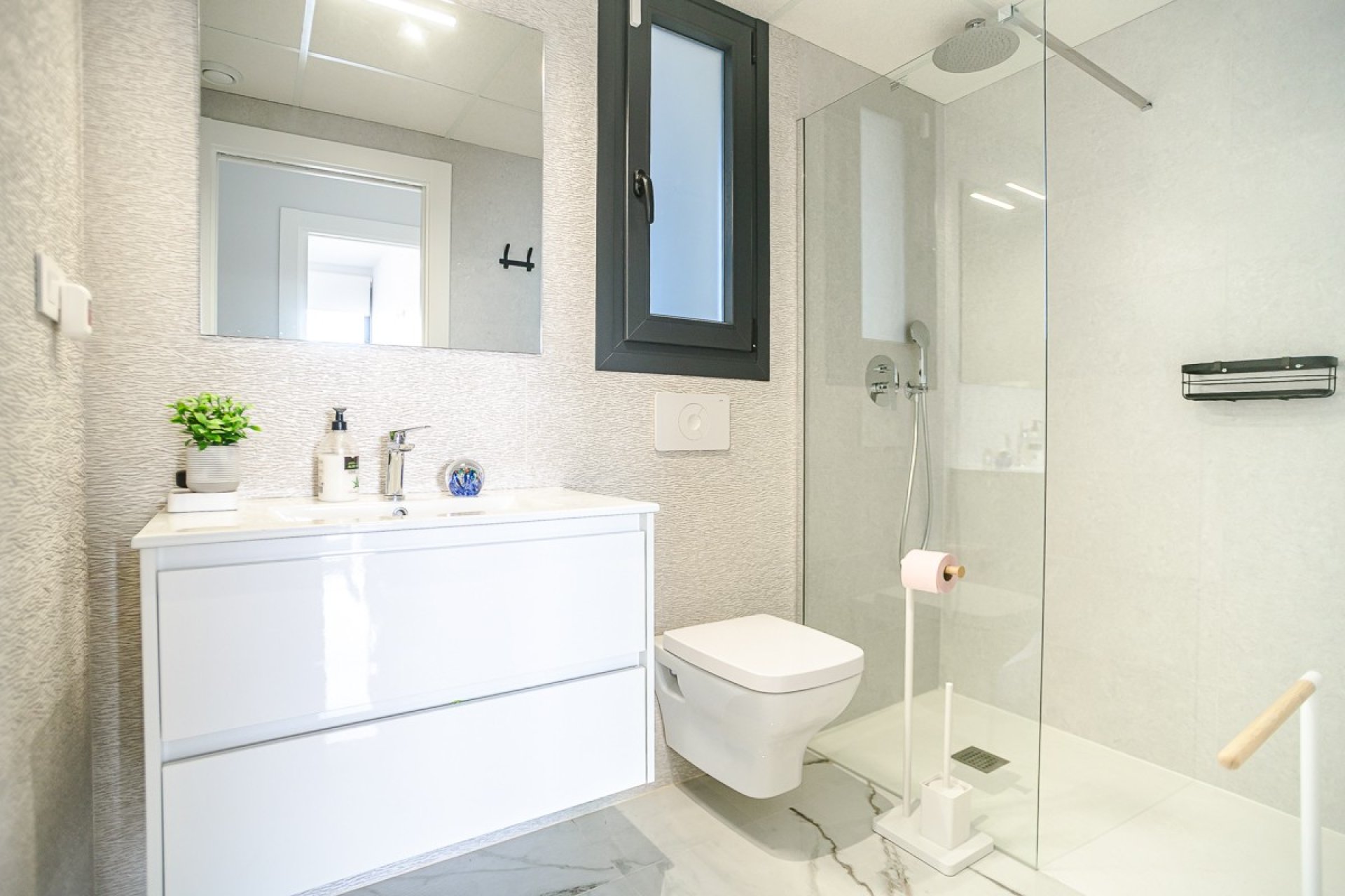 Återförsäljning - Apartment -
Orihuela Costa