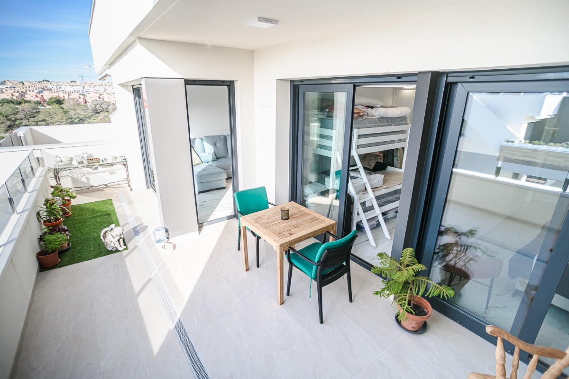 Återförsäljning - Apartment -
Orihuela Costa