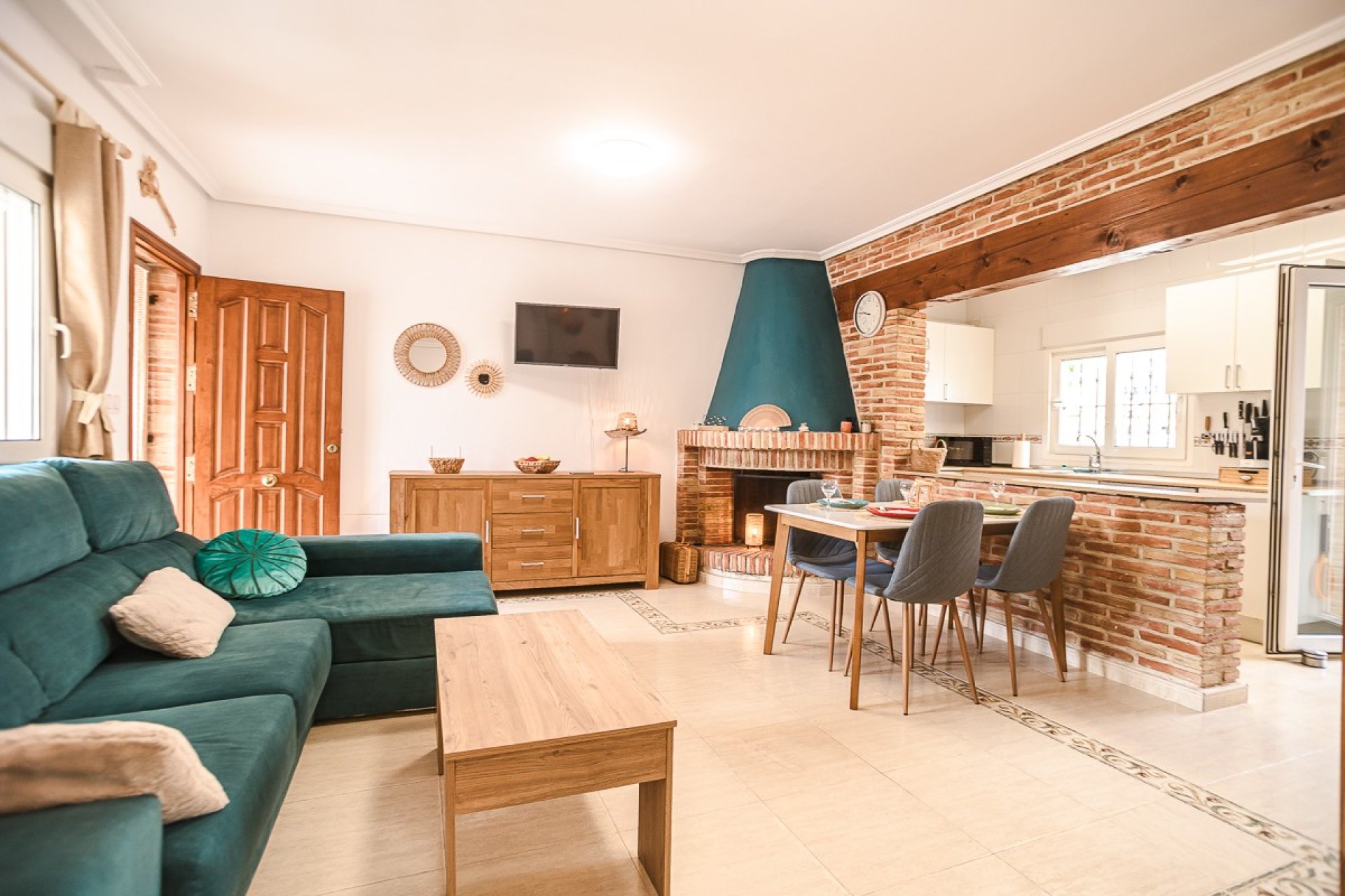 Återförsäljning - Apartment -
Orihuela Costa