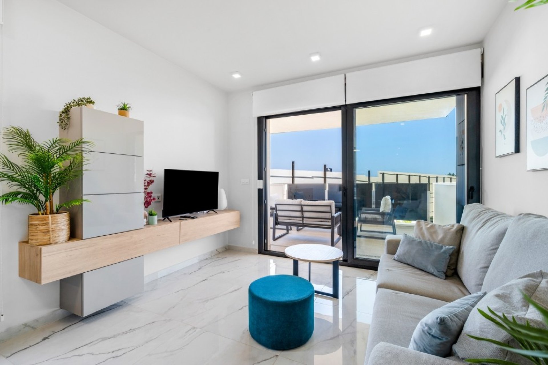 Återförsäljning - Apartment -
Orihuela Costa