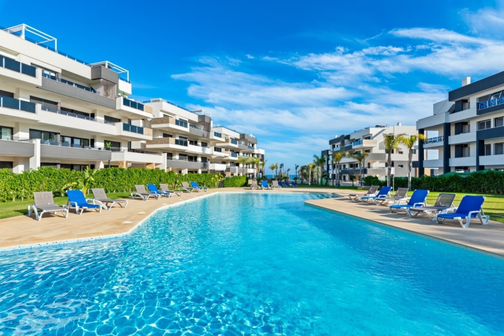 Återförsäljning - Apartment -
Orihuela Costa