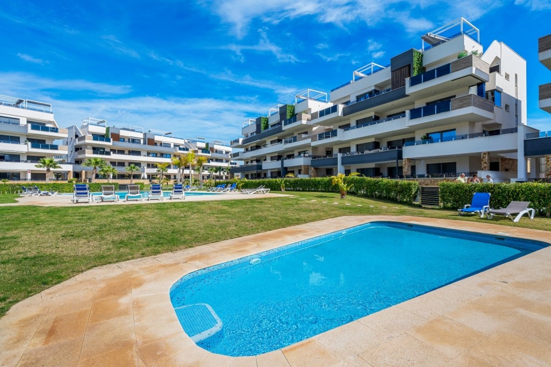 Återförsäljning - Apartment -
Orihuela Costa