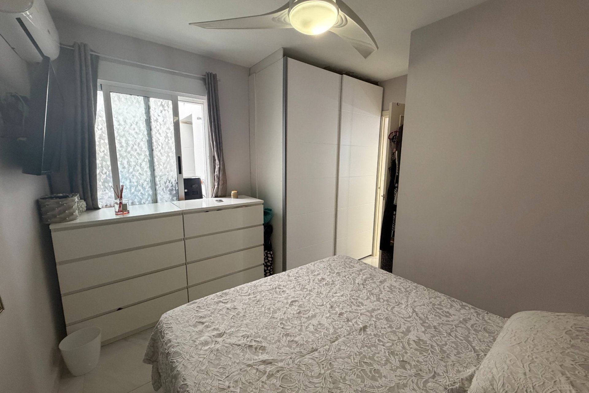 Återförsäljning - Apartment -
Orihuela - Entre Naranjos Vistabella