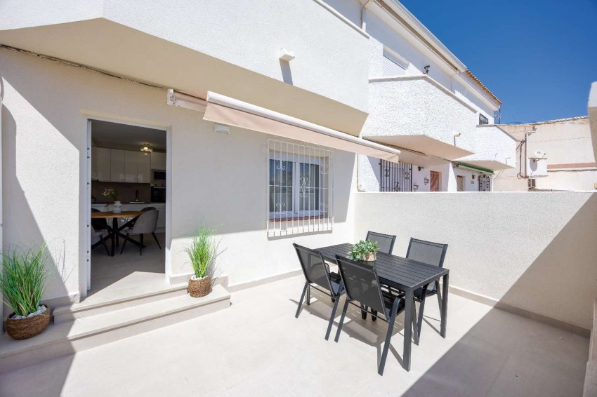 Återförsäljning - Apartment -
Orihuela - La Regia
