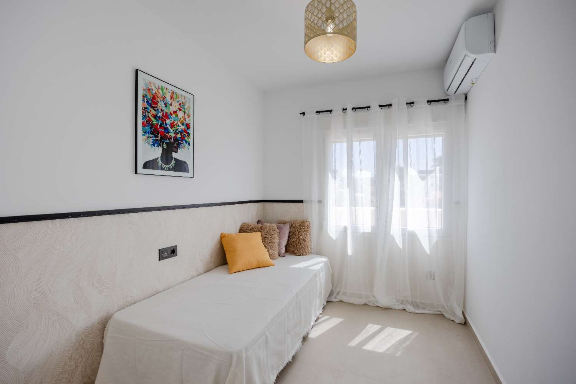 Återförsäljning - Apartment -
Orihuela - La Regia