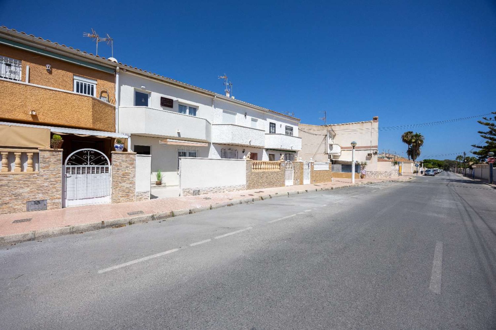 Återförsäljning - Apartment -
Orihuela - La Regia