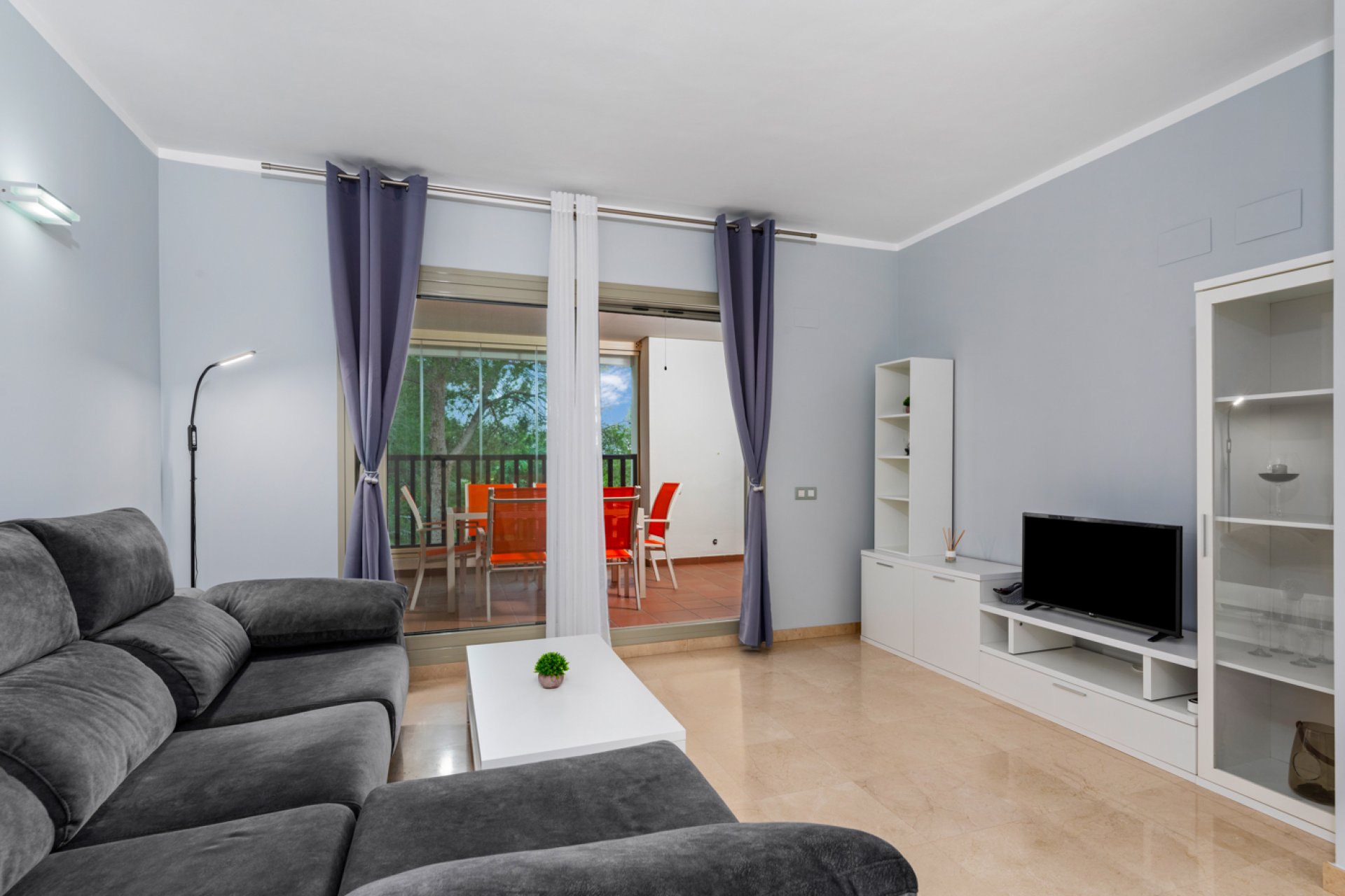 Återförsäljning - Apartment -
Orihuela - Las Colinas