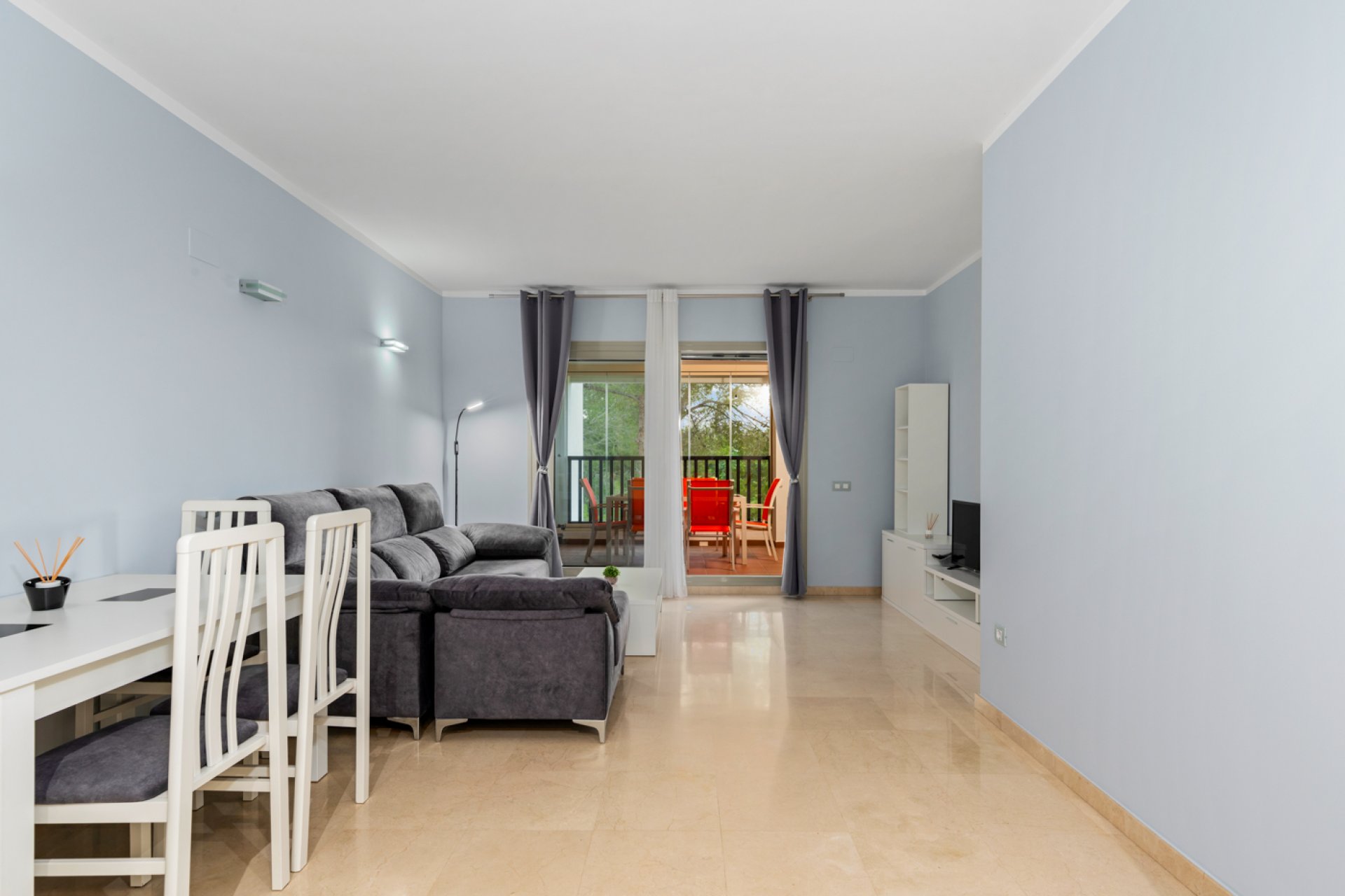 Återförsäljning - Apartment -
Orihuela - Las Colinas