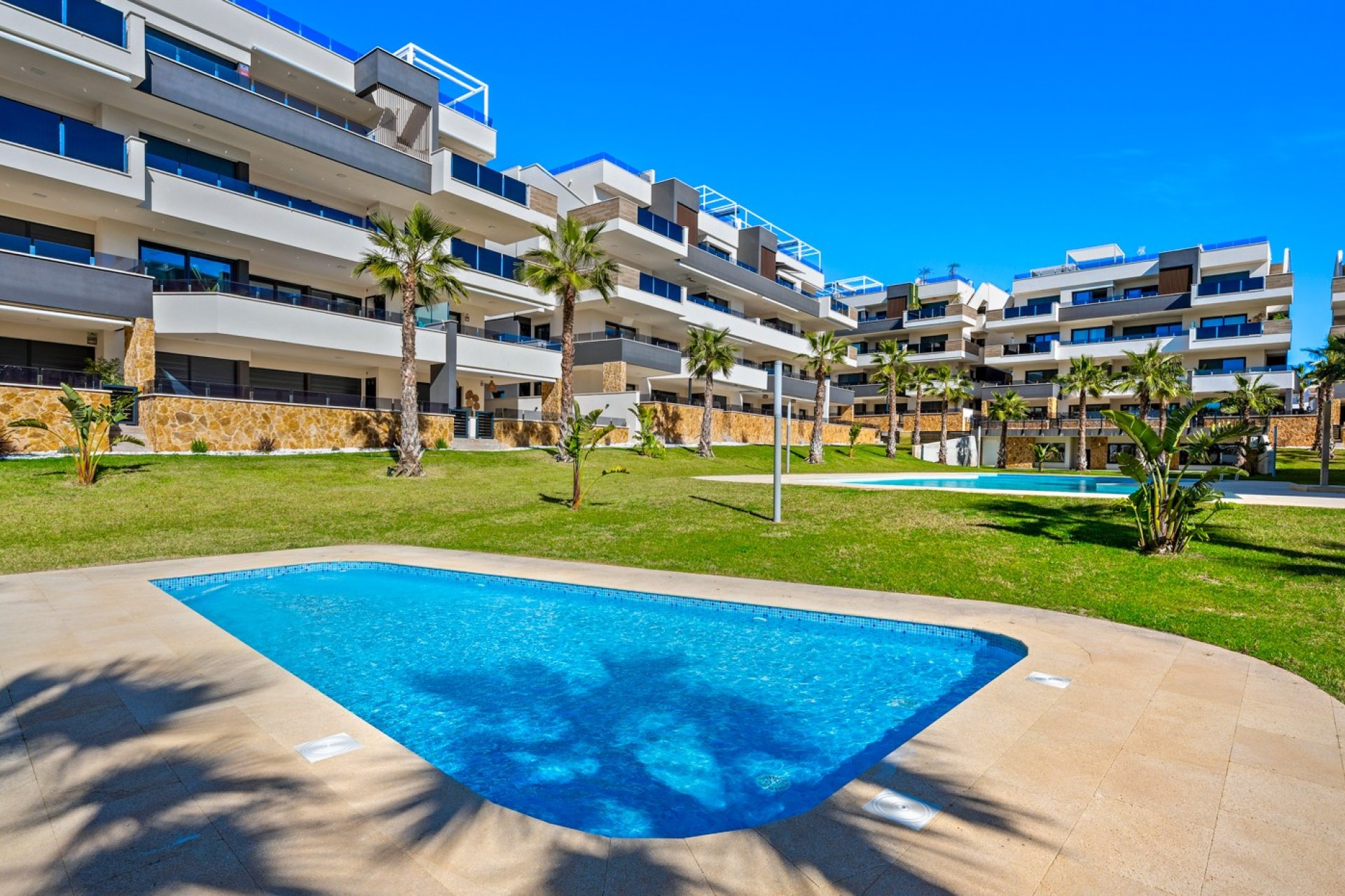 Återförsäljning - Apartment -
Orihuela - Los Altos