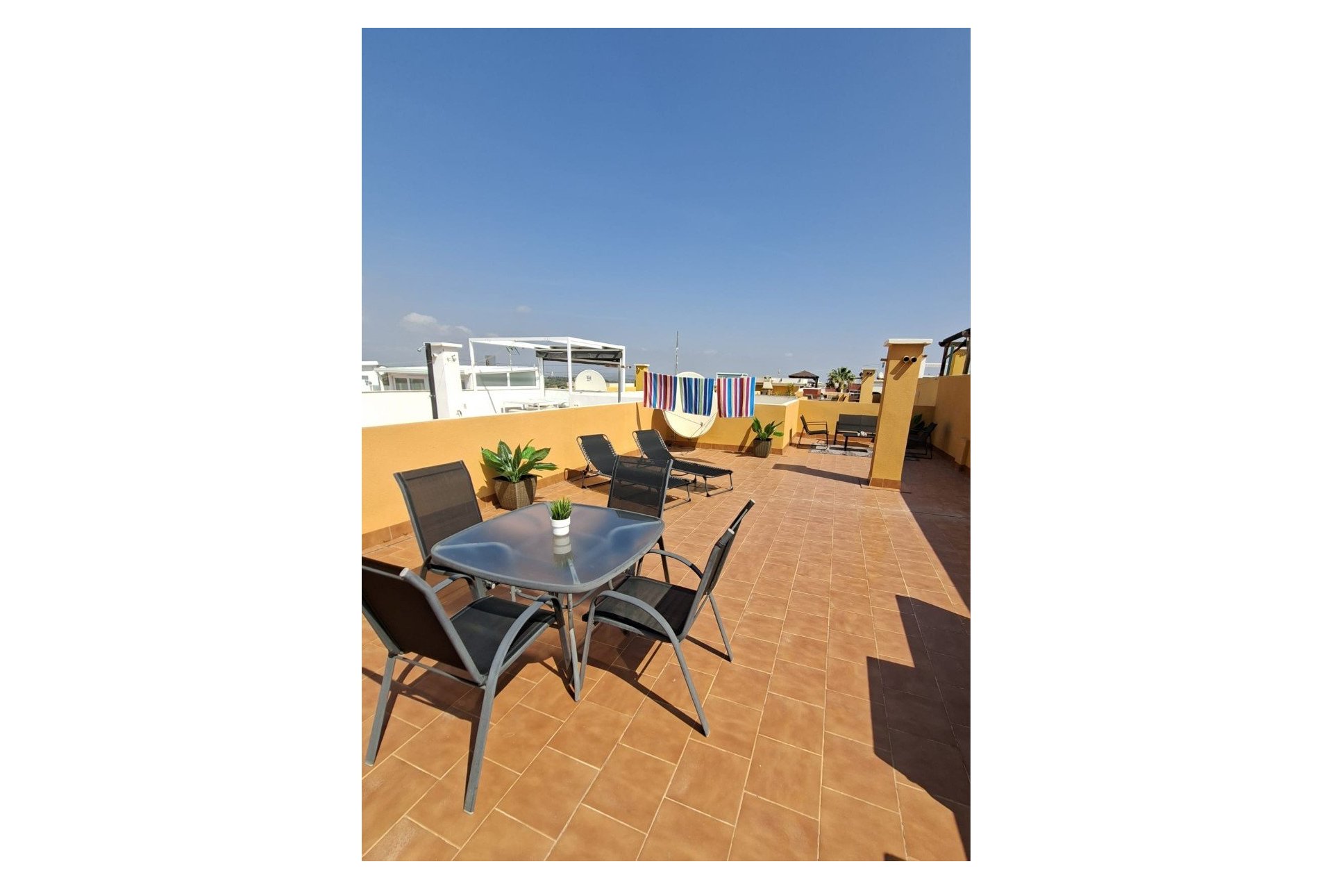 Återförsäljning - Apartment -
Orihuela - Los Balcones