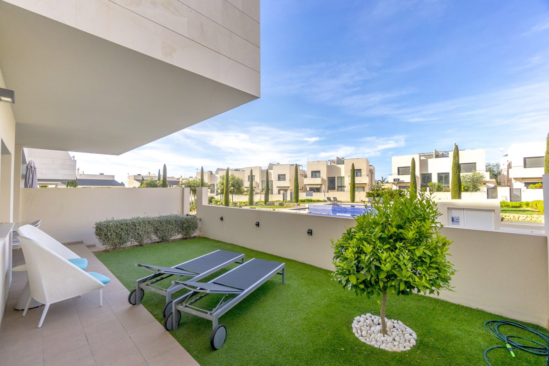 Återförsäljning - Apartment -
Orihuela - Orihuela Costa