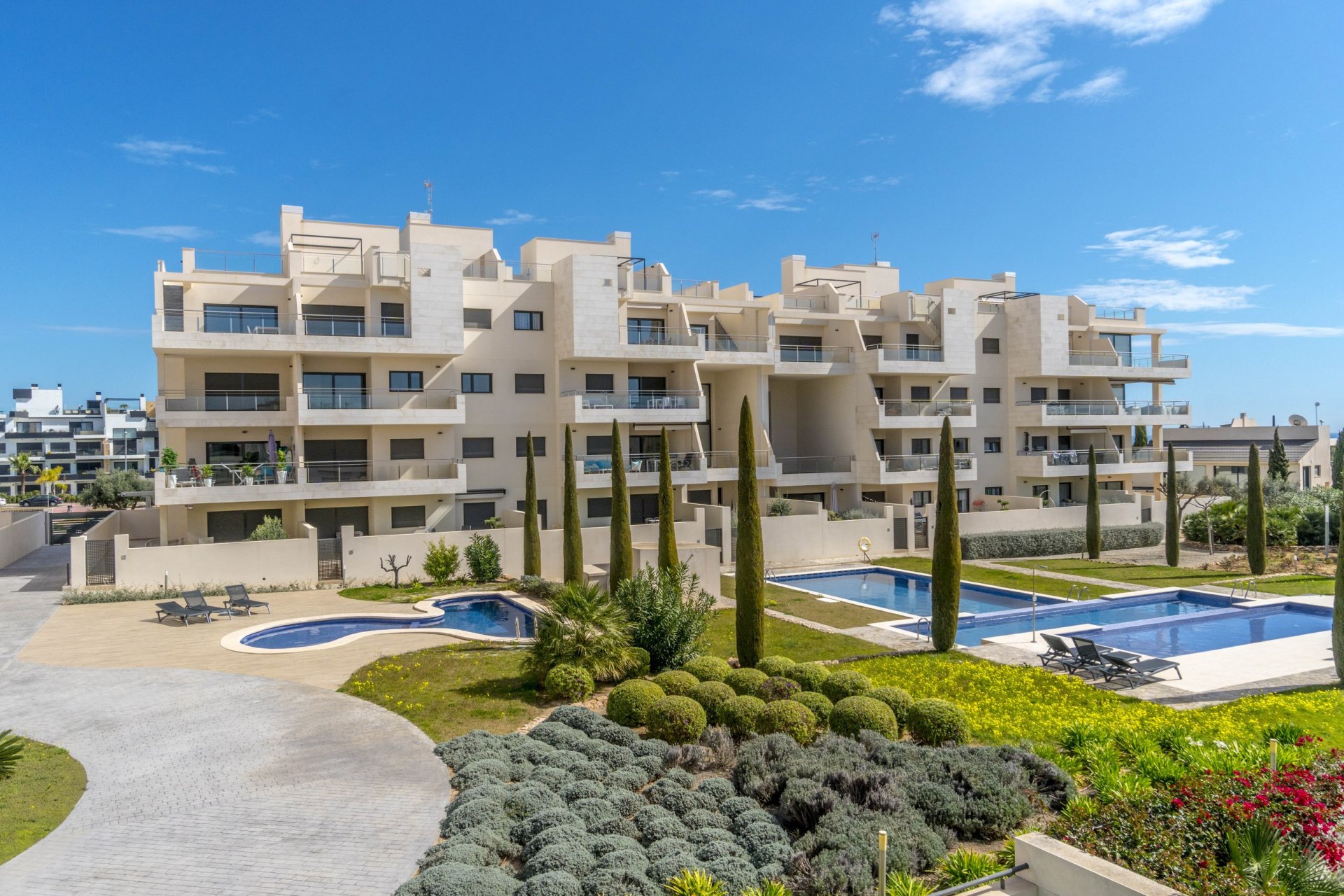 Återförsäljning - Apartment -
Orihuela - Orihuela Costa