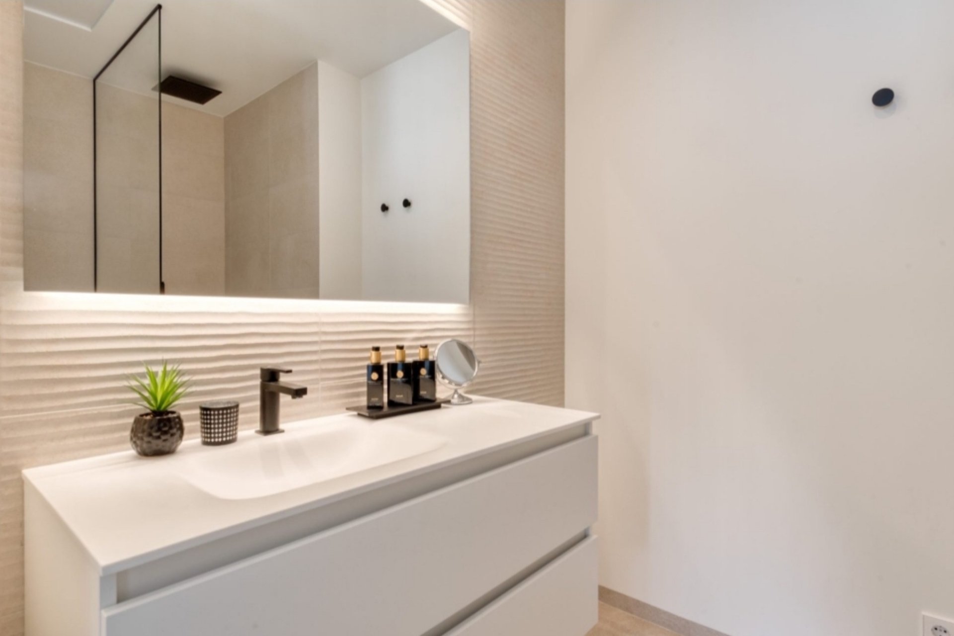 Återförsäljning - Apartment -
Orihuela - Orihuela Costa