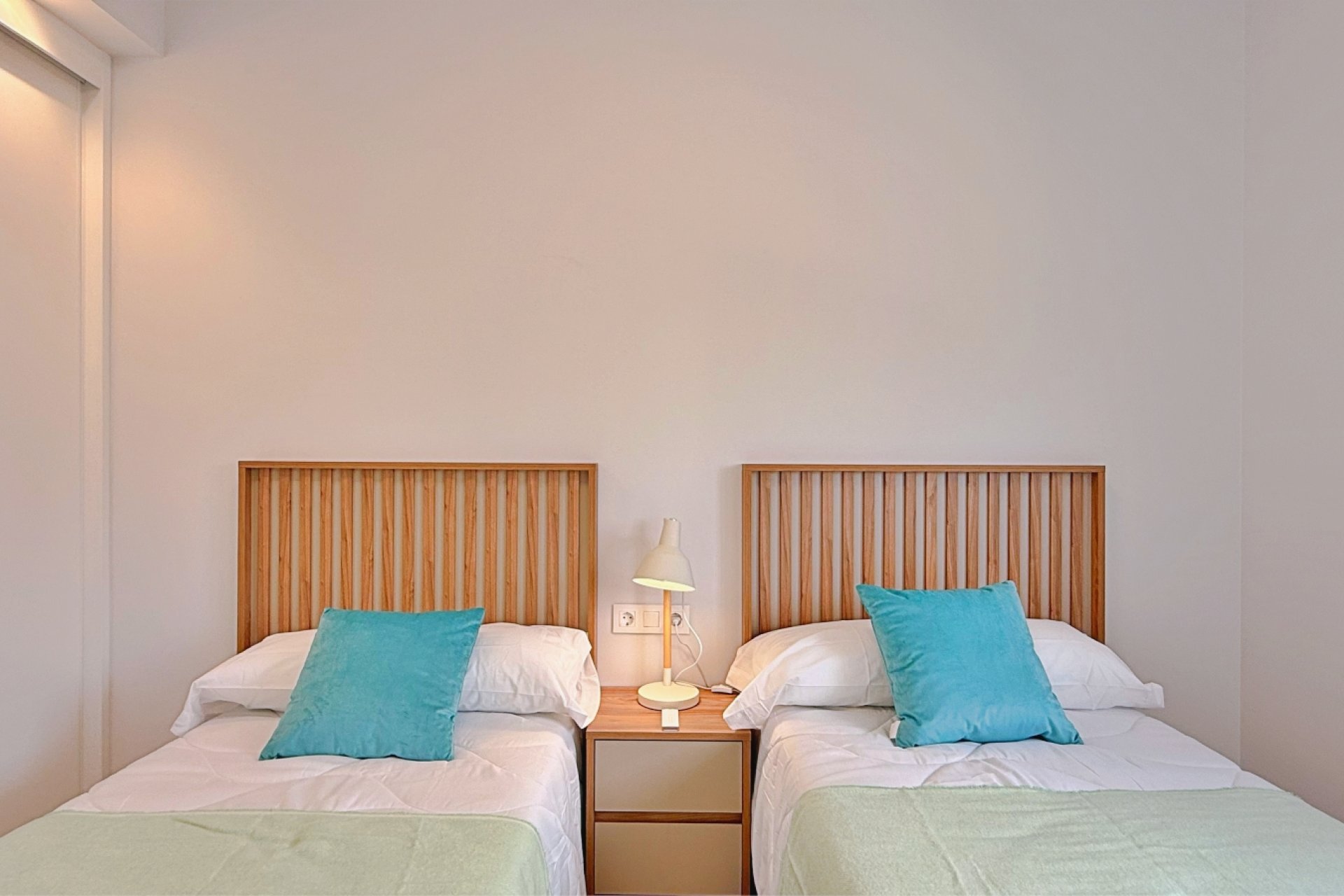 Återförsäljning - Apartment -
Orihuela - Orihuela Costa