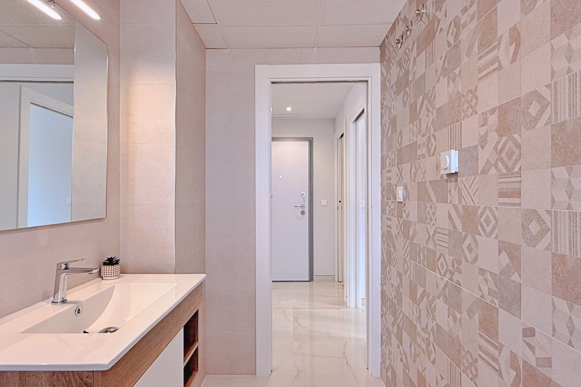 Återförsäljning - Apartment -
Orihuela - Orihuela Costa