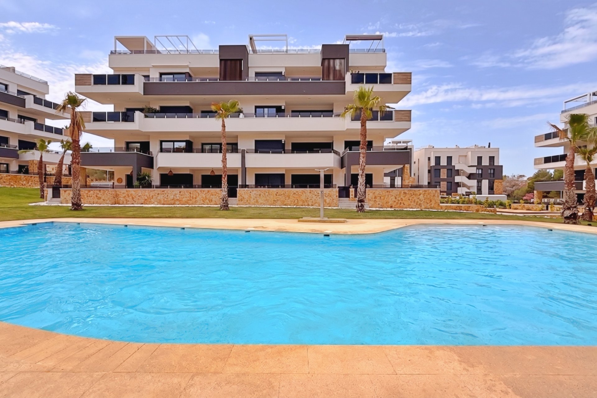 Återförsäljning - Apartment -
Orihuela - Orihuela Costa