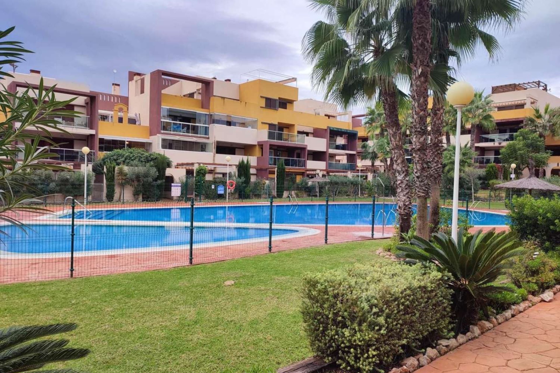 Återförsäljning - Apartment -
Orihuela - Playa Flamenca