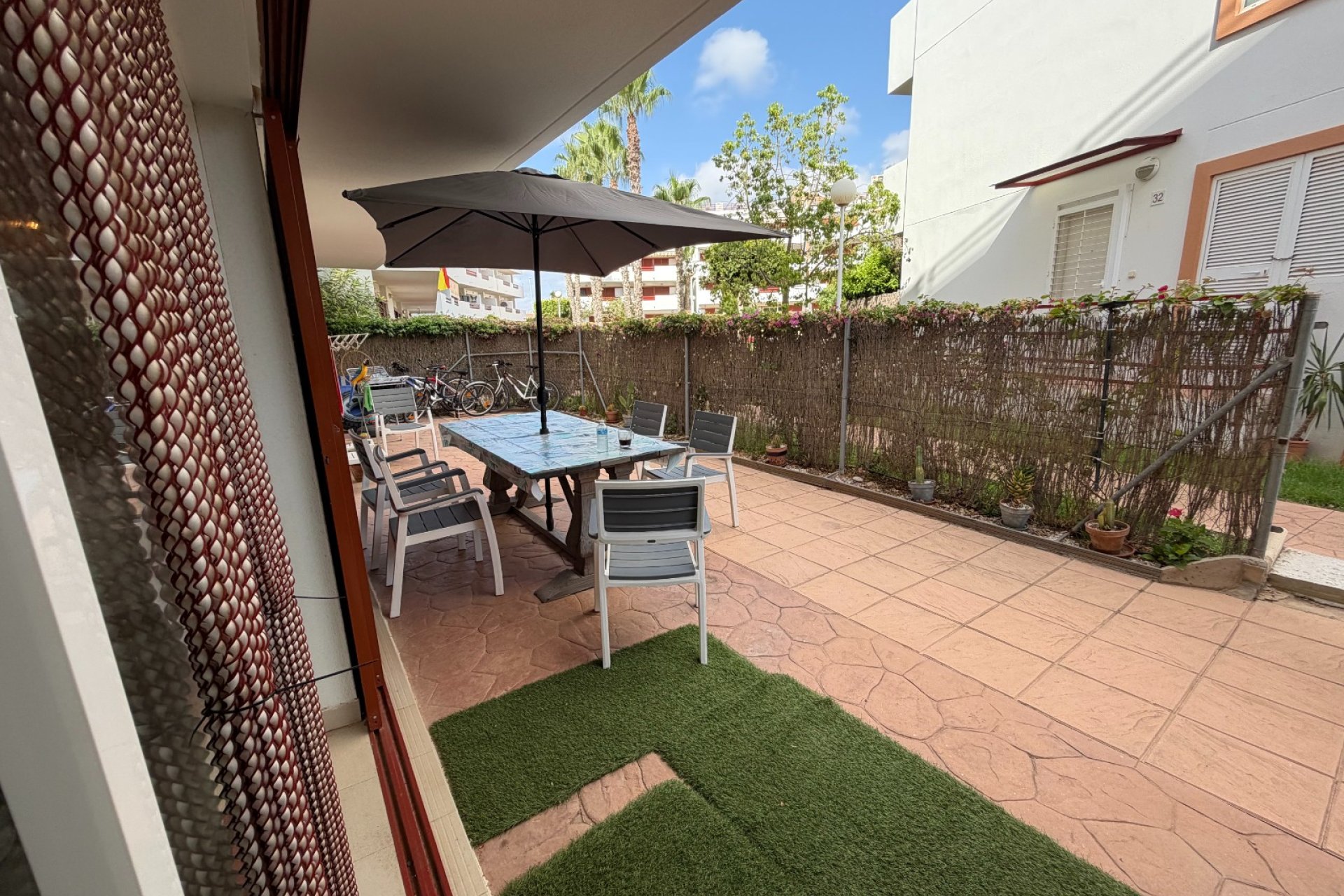 Återförsäljning - Apartment -
Orihuela - Playa Flamenca